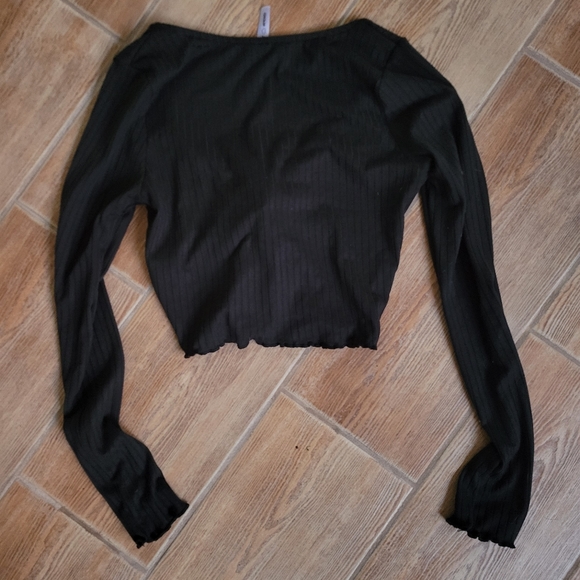 Crop top - Picture 3 of 3